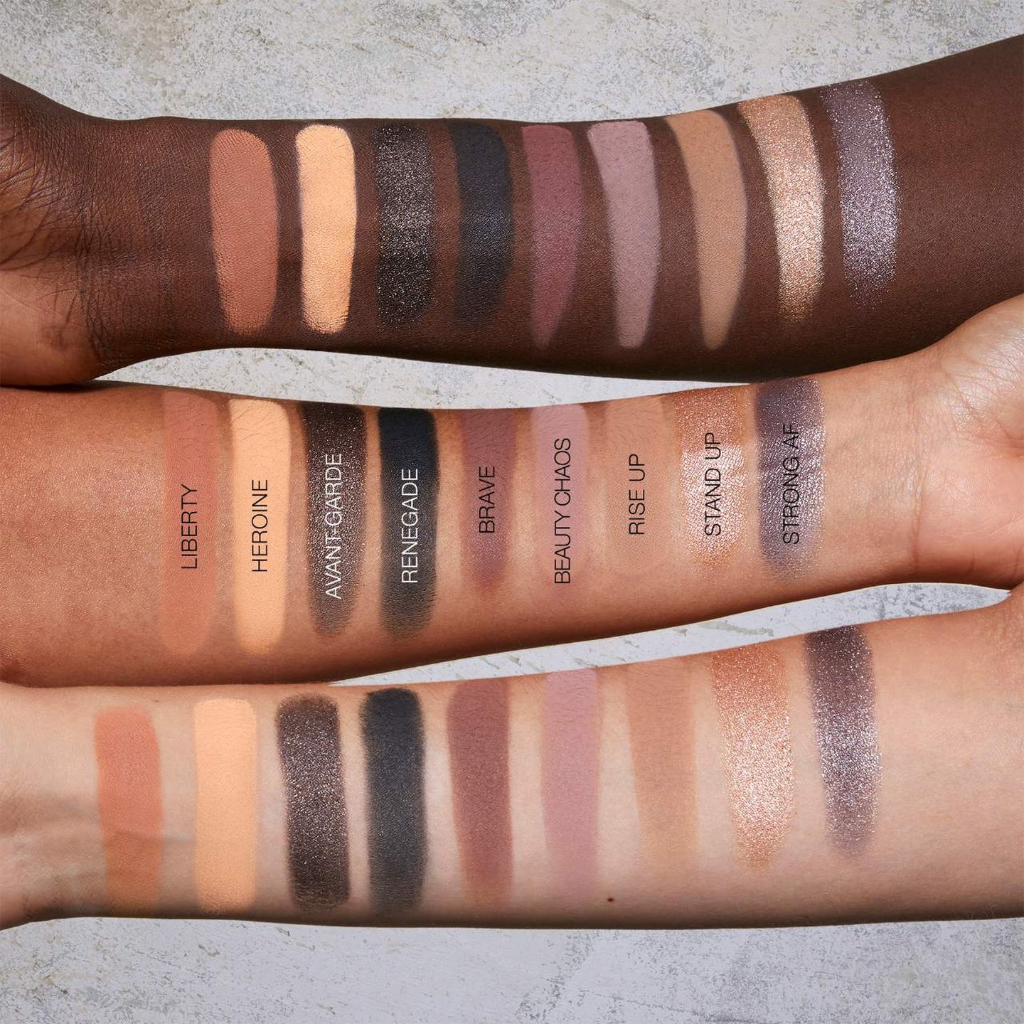 商品画像：AUTHENTIC Huda Beauty Pretty Grunge Eyeshadow Palette BNIB 1