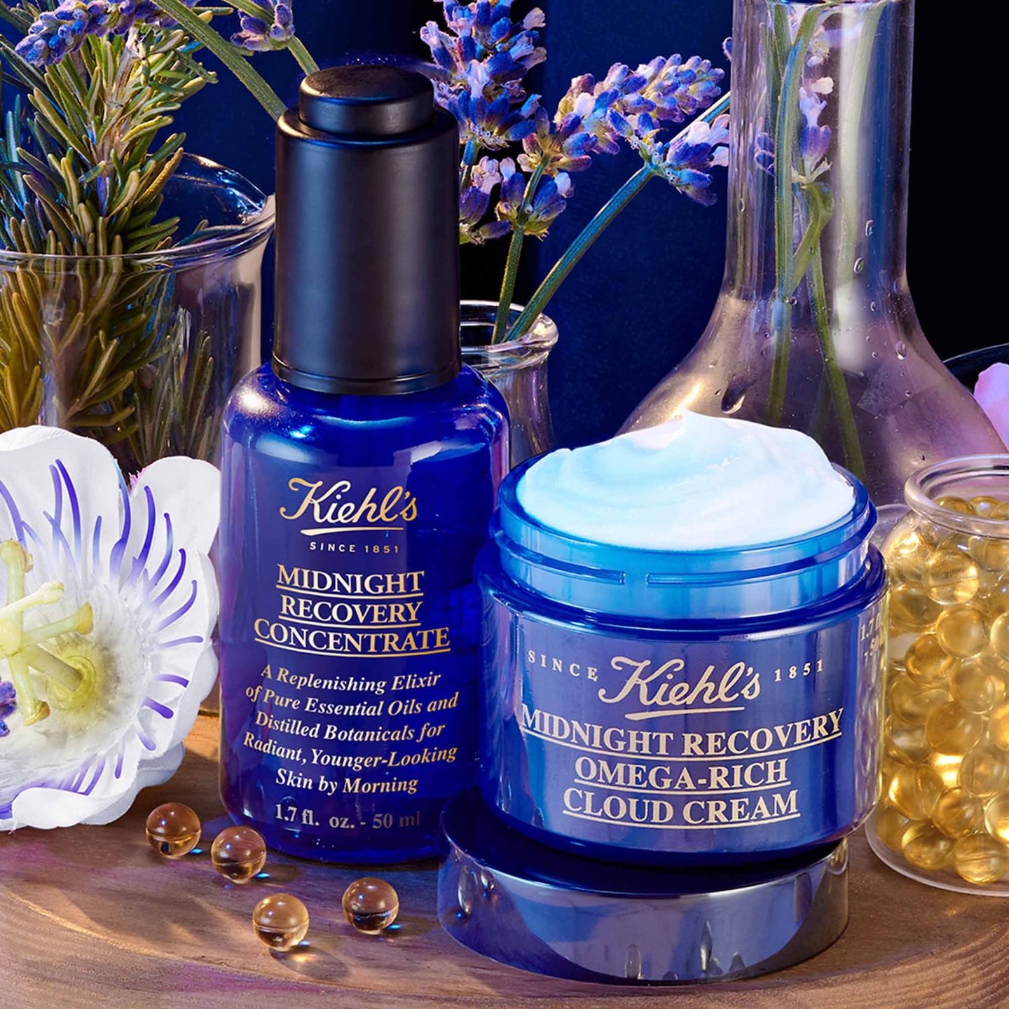 送料無料 ギフト Midnight Recovery Omega-rich Cloud Cream | Cosmopolitan Shop フェイスクリーム